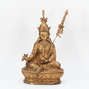 Gold plated Padmasambhava Statue Copper Handmade Antique Tibetan Buddhism Guru Rinpoche Statue decoration figurine Blessing Decoration Nepal