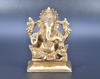 Ganapati Lord Ganesh brass Statue vintage Hand carved Hindu God Ganesha Elephant head gift crafted sculpture Altar Shrine Decorative Nepal