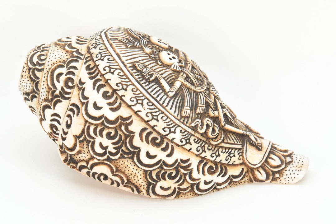 Religious Conch Shell Citipati Hand Carved Conch Shell Antique Fine Quality Natural Dhun Horn ...