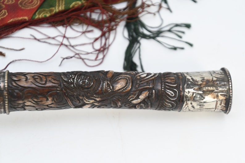 Double Mahakala Hand Carved Kangling Tibetan Silver Inlay Ritual Trumpet Vintage Used Traditional Trumpet Shaman Tibet Buddhism From Nepal image 6