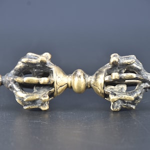 Brass Handmade Unique Dorje Tibetan Exorcism Amulet Vajra Buddhist Vintage Meditation Tibetan Dorje Thunderbolt Vajra