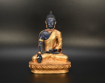 Shakyamuni buddha Antique Tibetan god Buddha statue Handcrafted Handmade fabulous statue figurine sitting meditation Nepal