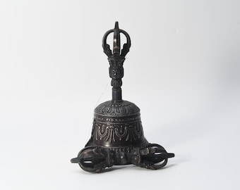 Antique Buddhist Set of Bells & Dorje Handmade  Nepalese Hand Bell Bronze Meditation Prayer Bells Dorje Vajra Excellent Sound Bell