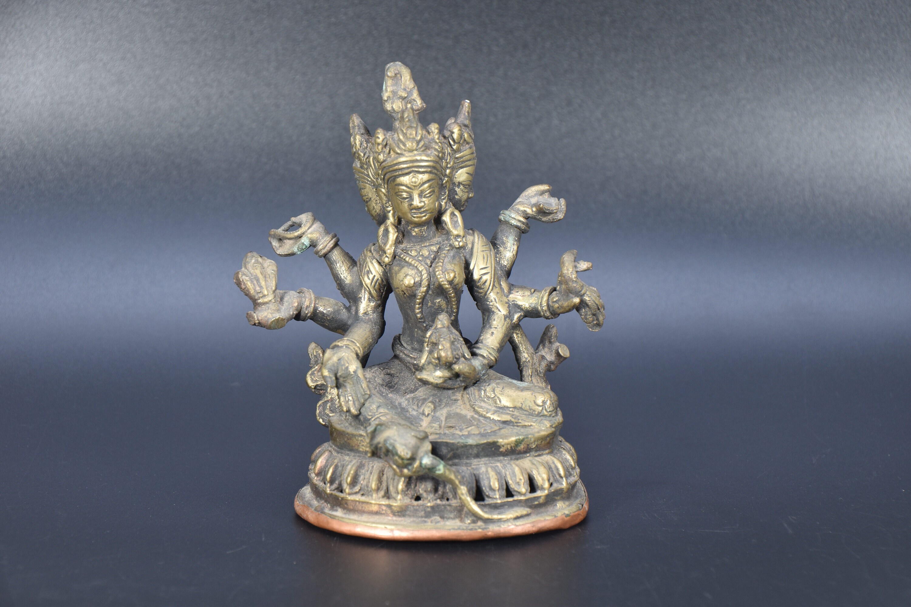 ヴィンテージ 女神 バシュンダラ像 古い手作りのヴァスンダラ