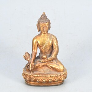 Vergoldete handgefertigte antike Lord Buddha-Statue - tibetische traditionelle Vintage Buddhismus-Skulptur - Sammlerstück