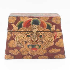 Buddhist Handmade Wooden nepal box painted treasure container Tibetan design Traditional wood storage colorful box Buddhism Culture Nepal