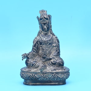 Guru Rinpoche Antique Padmasambhava Statue Handmade Antique Tibetan Buddhism Guru Rinpoche Statue decoration figurine