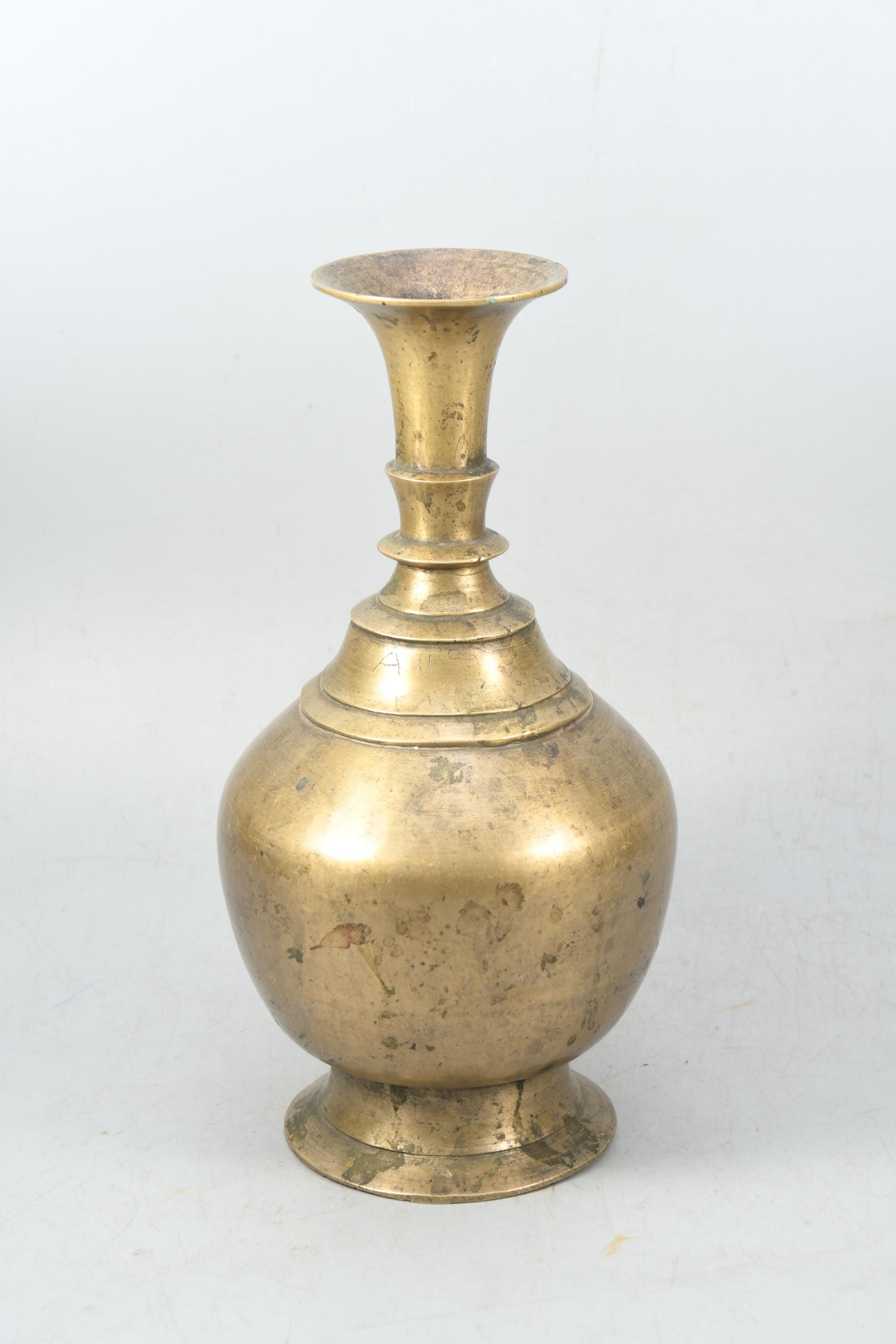 アンティーク真鍮彫刻花瓶 - チベットの手作り民族ポット、タントラ