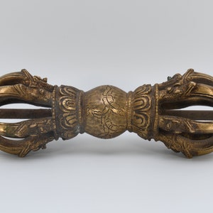 Brass handmade Buddhist Special Antique Tibetan Vajra Buddhism dorje Tibetan Buddhist Ritual Vajra 6 pronged Nepal