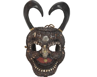 アンティークのグルン族の堅木製民族マスク、ネパールの部族芸術