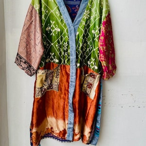 Handgemaakte vintage patchwork zijden kimono, met wijde mouwen, enkellang, zijden badjas