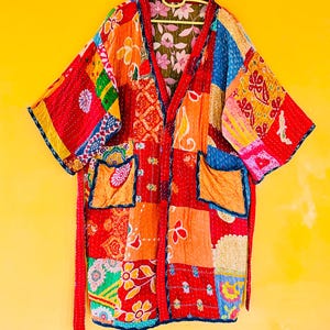 Handmade Vintage Kantha Robe: Bohemian Patchwork Kimono Jacket 1 pcs