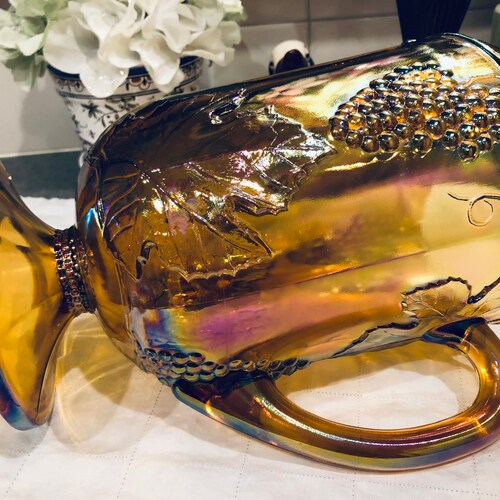 Colony Harvest Carnival Glass Amber shops 9 Piece Pitcher Cooler Set Grapes Leaves