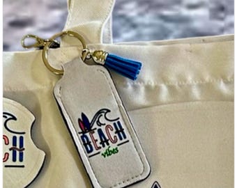 Porte-clés porte-baume à lèvres Beach Vibe, cadeau personnalisé pour amoureux de la plage, collection Beach Vibe