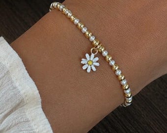 Bracelet à breloques marguerite avec perles dorées et nacrées, bijoux réglables empilables délicats