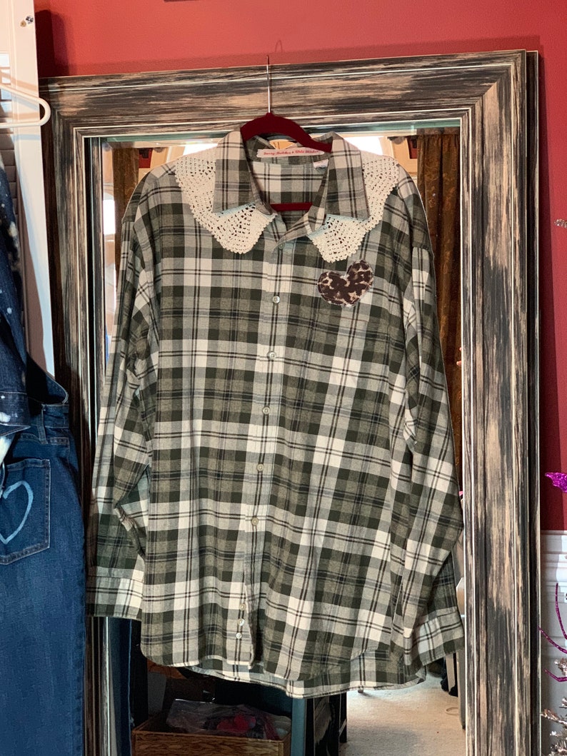Women/'s Upcycled Recycled Repurposed Vintage Crochet Plaid Flannel Plus Shirt Gypsy Hippie Boho Grunge Retro Festival