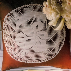 Vintage Crochet Hearts Ease Doily Pattern