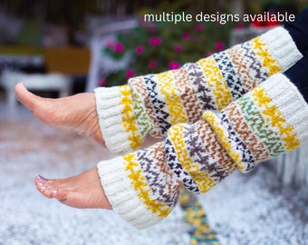 wool leg warmers | hand knit from 100% wool handspun yarn | white with natural dye fair isle motifs | fair trade legwarmers