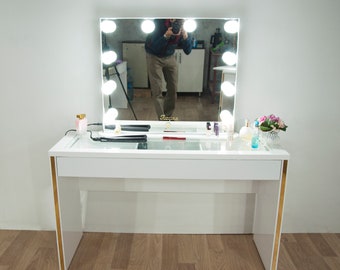 Hollywood Glow Xl Pro Illuminated Vanity Mirror And Make Up Desk Makeup Table Full Kitmakeup Table And Mirror Together 65cmx75cm Mirror Hollywood Glow Xl Pro Illuminated Vanity Mirror And Make Up Desk Makeup Table Full Kitmakeup Table And Mirror Together 65cmx75cm Mirror
