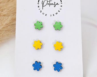 Mini wooden flower stud earrings, handmade jewelry set, floral jewelry, gift for her