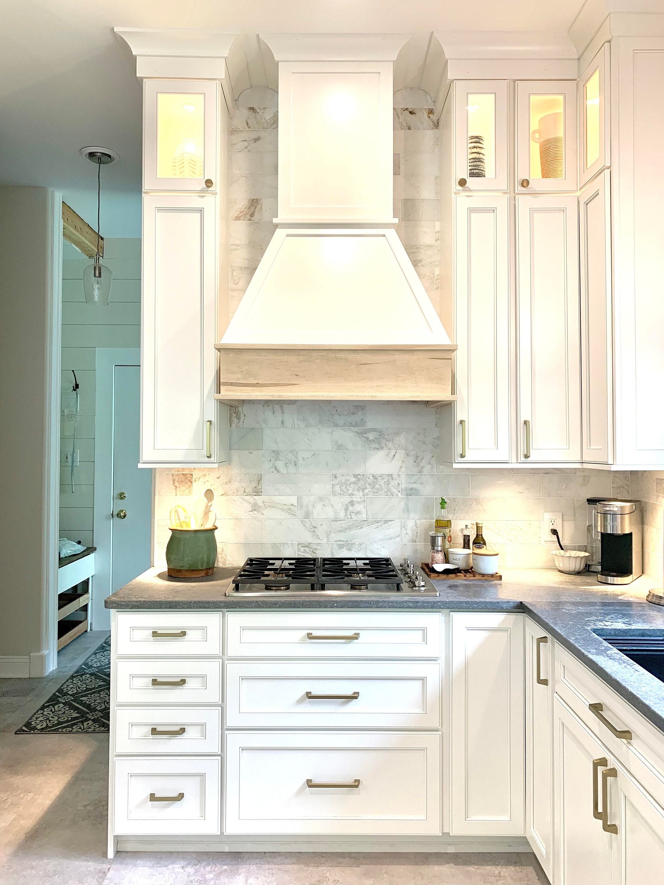 Kitchen Vent-hood Makeover - TOUCHES OF WOOD