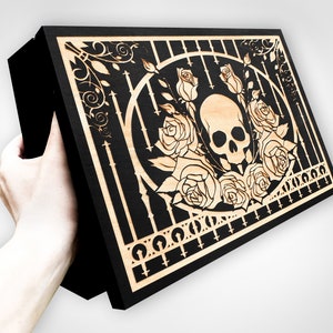 Big engraved box | 35 x 25cm | Goth | Gothic | Skull | Roses | Vintage | Jewelry / Jewellery box | Keepsake | Decor