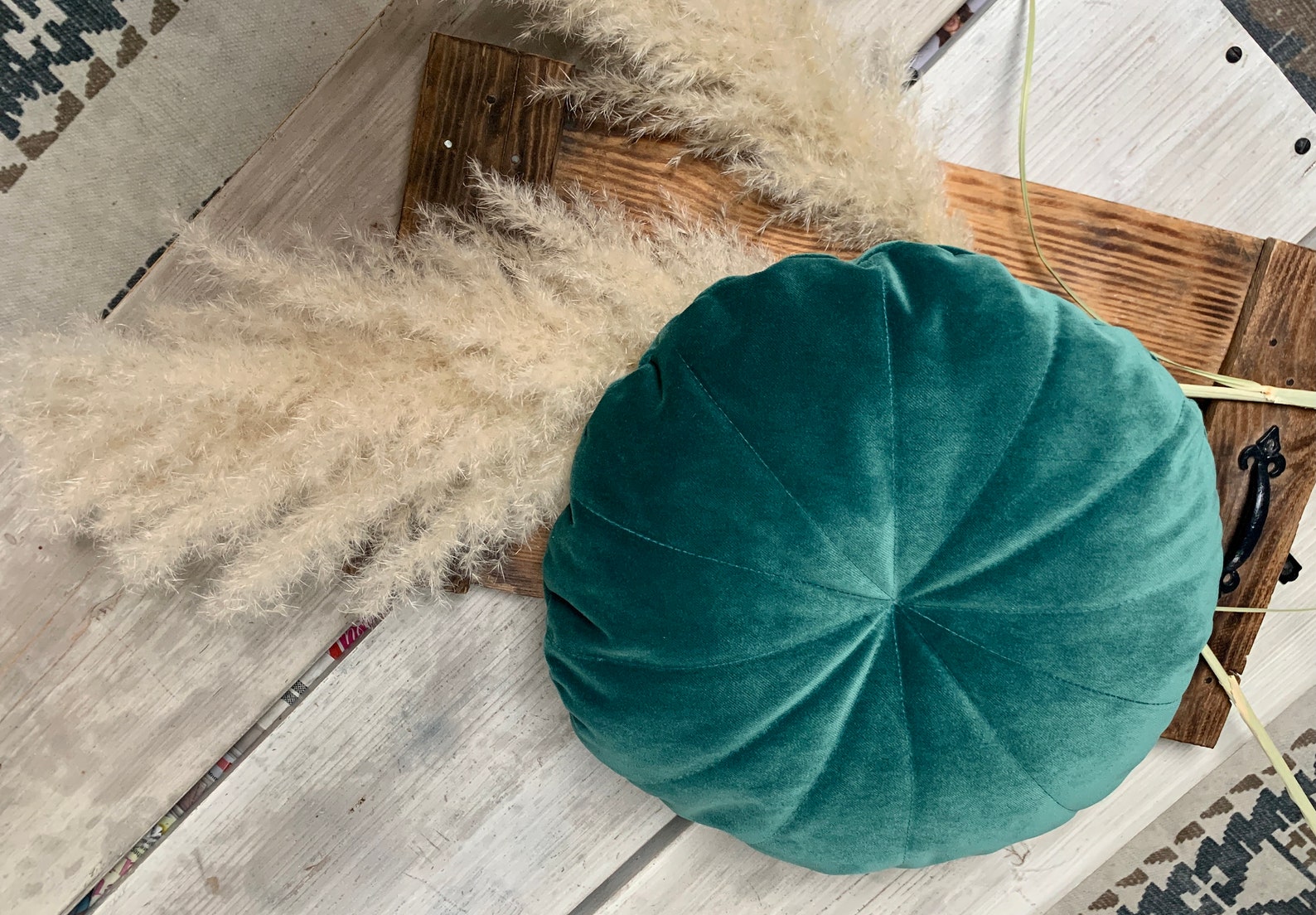 Émeraude Brute Colombienne 8 Carats - Coupe Coussin, Vert Naturel Non Traité, Certifiée, Translucide