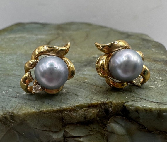 14k Yellow Gold 6mm Gray Pearl and Cubic Zirconia… - image 1
