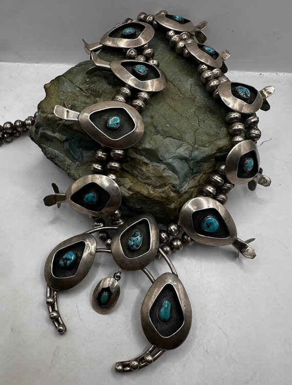 Amazing Vintage Native American Navajo Green Turquoise Sterling Silver Shadowbox Necklace Amazing Vintage Native American Navajo Green Turquoise Sterling Silver Shadowbox Necklace