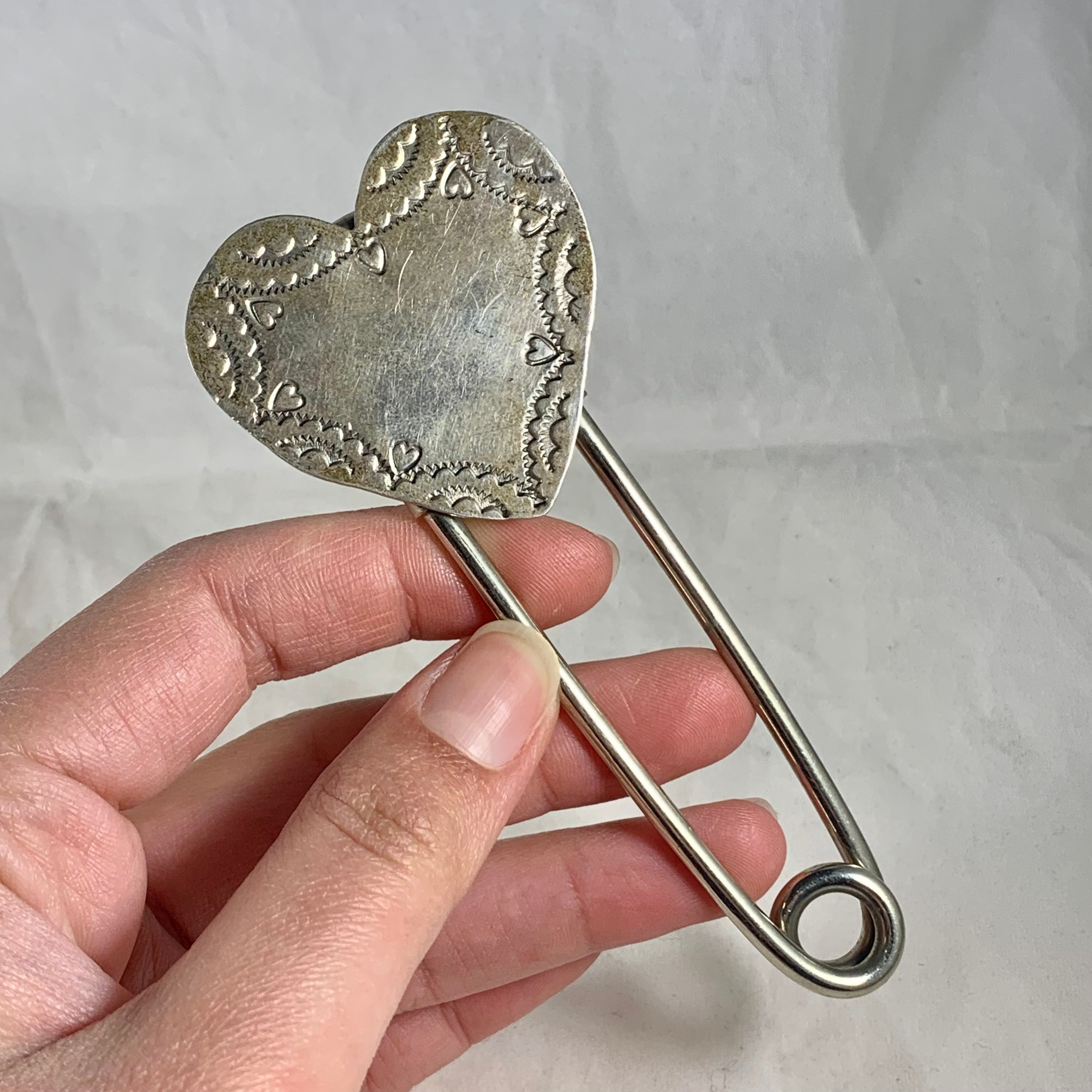 Safety Pin/diaper Pin Decorative Brads 12 Pack, 18mm FREE SHIPPING 