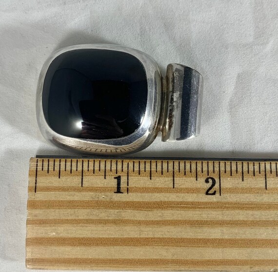 Sterling Silver and Onyx Inlay Pendant 1.75" (186… - image 4
