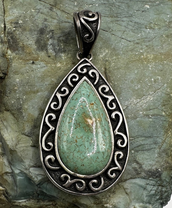 Sterling Silver and Turquoise Thailand Pendant 2.… - image 1