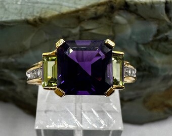 10k Yellow Gold Amethyst Peridot and Cubic Zirconia Ring sz 7 (4232)