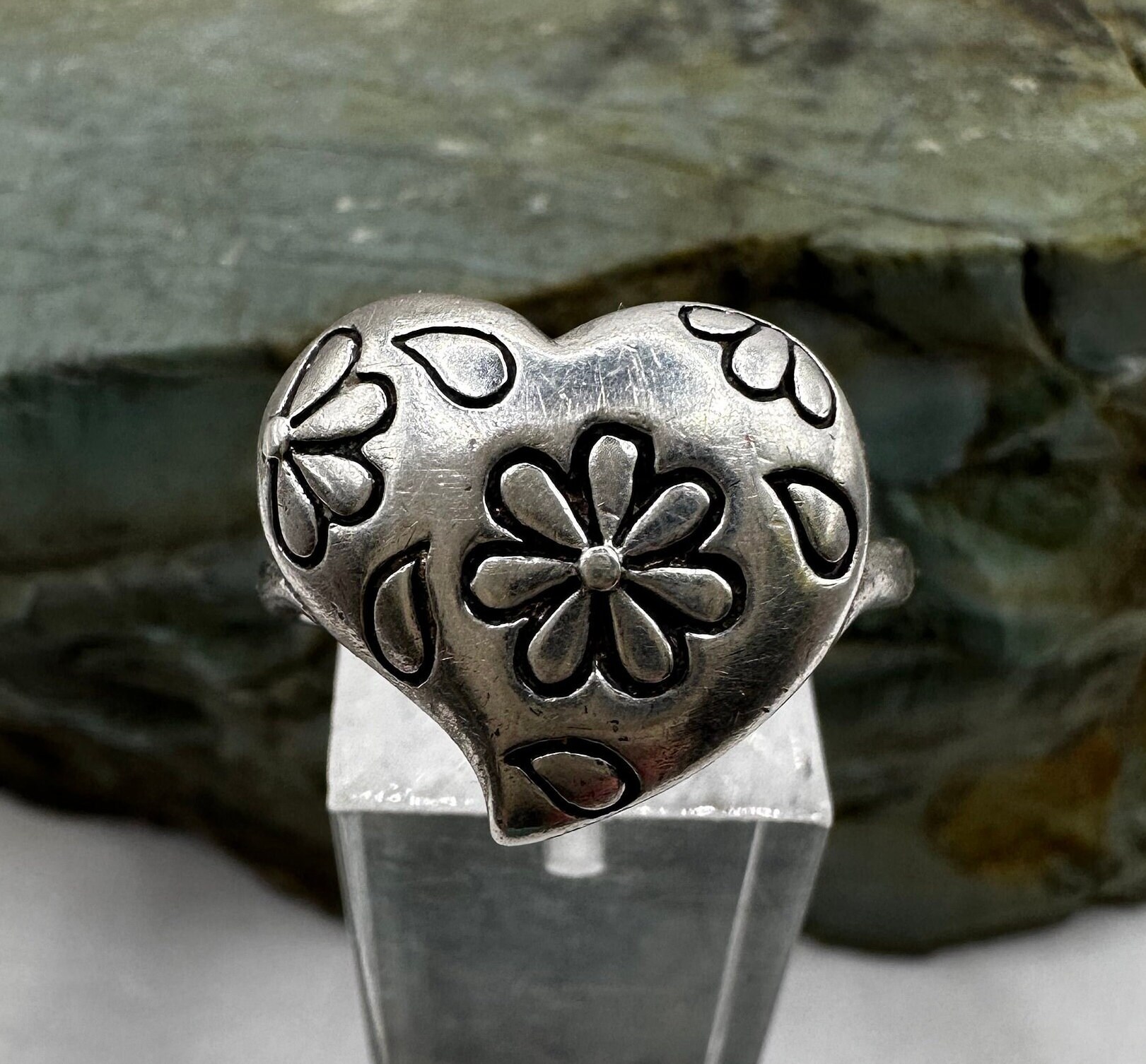 Sterling Silver Heart Flower Ring Sz 8.75 (4896) - Etsy