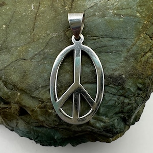 Sterlingzilveren hanger met vredesteken 1,25&quot; (6183)