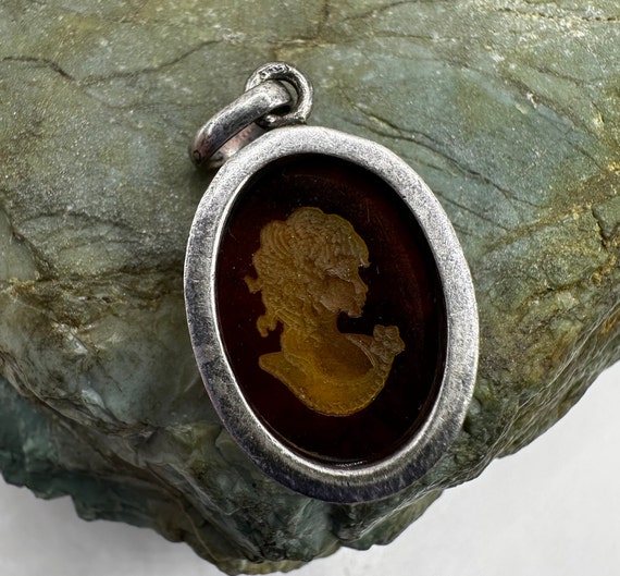 Sterling Silver and Intaglio Woman Cabochon Penda… - image 4