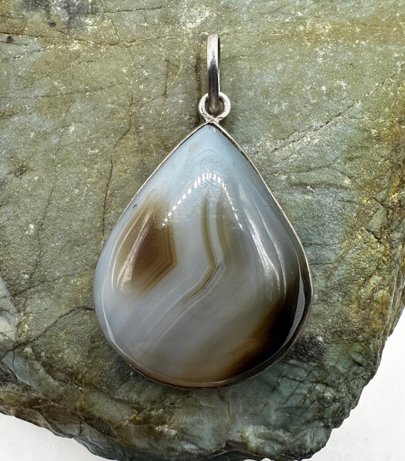 Sterling Silver and Banded Agate Pendant 2" (1678)