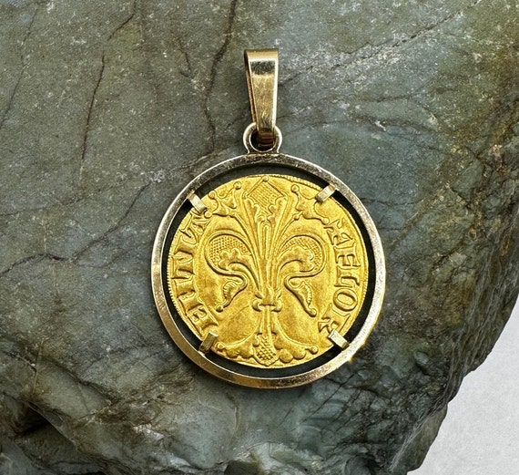 24k Yellow Gold Florin Fiorino Italy Coin set in … - image 1