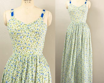 Vestido de verano de algodón con estampado de rosas azules y amarillas de los años 30/40, escote en forma de corazón, talla pequeña