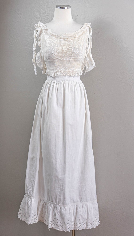 Lovely Antique White Linen Petticoat, Eyelet Lace… - image 2