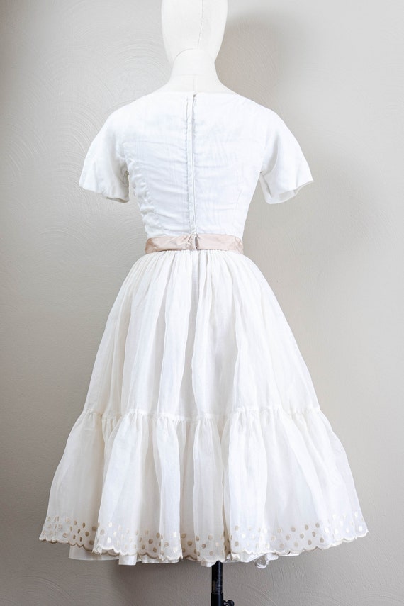 Darling 50s/60s White Cotton Organdy Party Dress,… - image 7