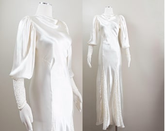 1930s White Rayon Crepe Wedding Gown, Bias Cut, Lace, Cowl Neck, Large/Extra Large