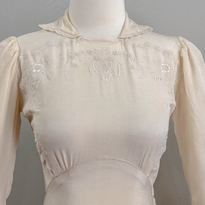 Stunning 30s Cream Silk Crepe Wedding Dress, Beautiful Silk Floss ...