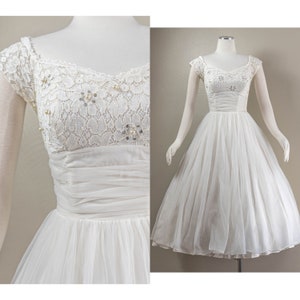 Lovely 50s White Nylon and Lace Party/Wedding Dress, Peals and Rhinestone Embellishments