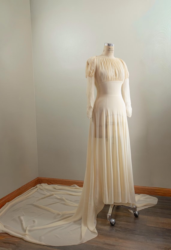 1930s Cream Silk Chiffon Wedding Dress: Juliet Sleeves, Chapel Train, Small  - Etsy Canada