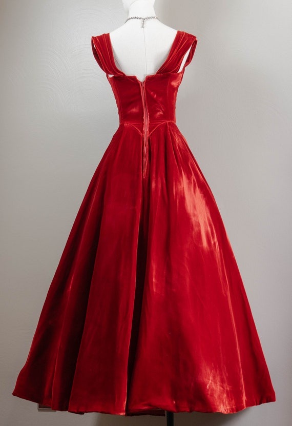 luxurious Rare Custom 50s Red Velvet Ceil Chapman… - image 7