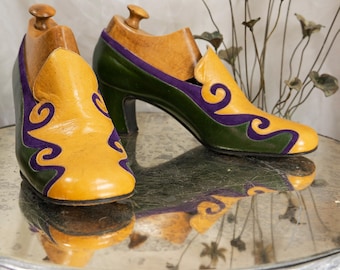 Vintage 1960s Colorblock Leather Loafers: Mod Yellow, Purple & Green Heels - Size 4.5