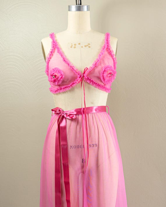 60s/70s Hot Pink Sheer Nylon Lingerie Set, Pajama… - image 3