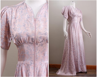 40s Brocade Satin Dressing Gown: Pink Bow Print, Zip Front, Train, Medium