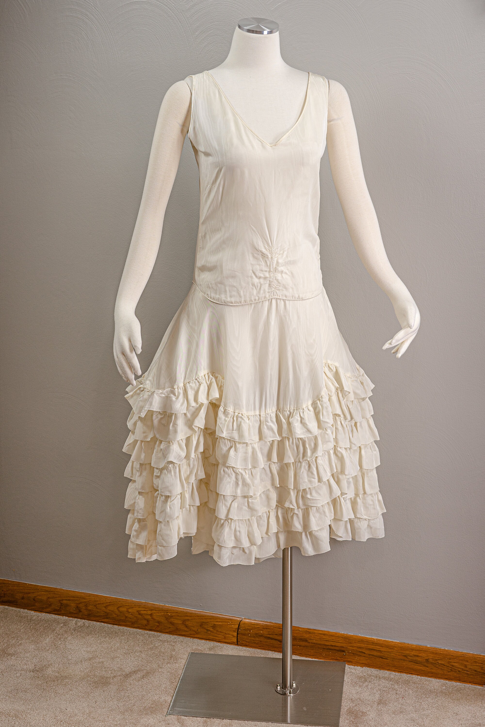 20s Flapper Robe De Style Dress in White Silk Moire Etsy